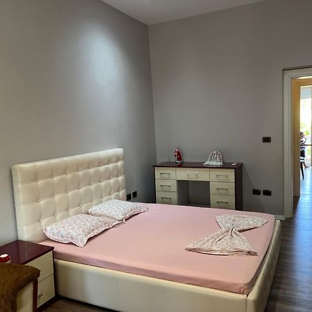 Lukas Apartament Vollga Durrës Eksteriør bilde